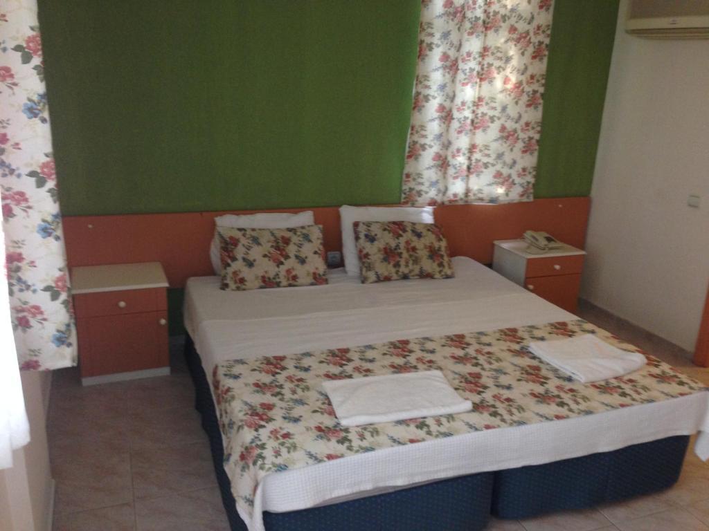 Hotel Villa Granada Antalya Bagian luar foto